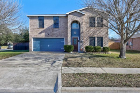 Grand Family Escape 4BDR- 1 minute from Water Park!